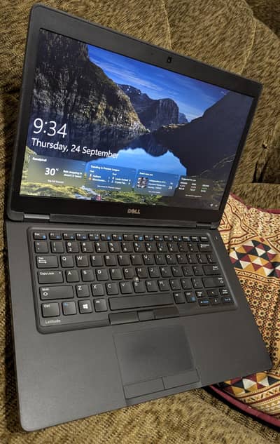 i5, 7th gen, 8/512 ssd , 2 gb graphics card
