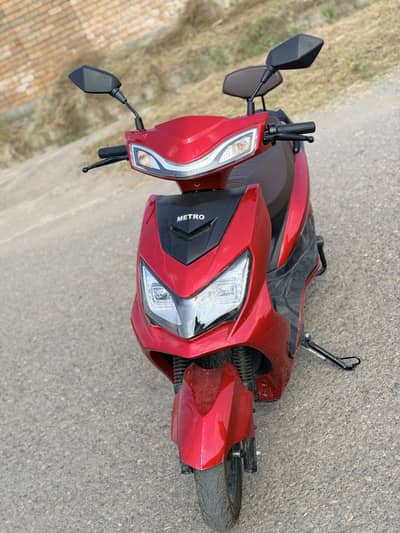 Electric scooty