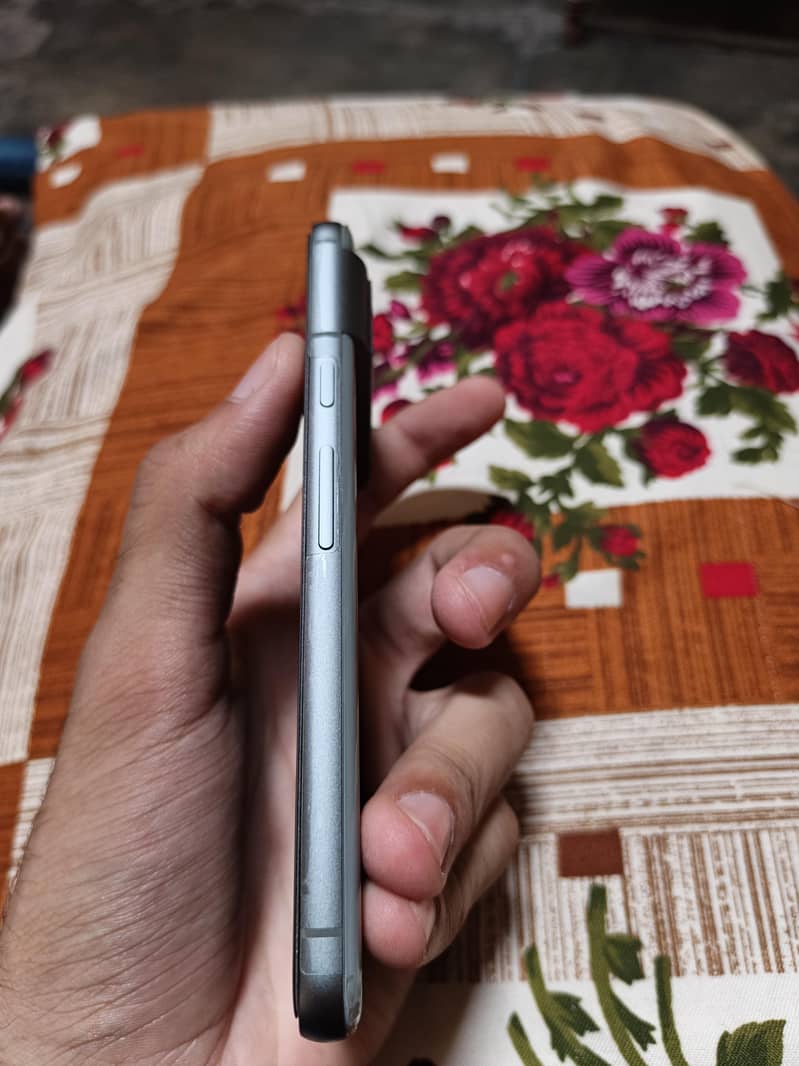 Google Pixel 8 8