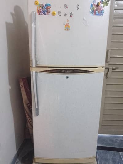 Wave FRIDGE FOR SALE 10/10 condition pesa less ho Jai ga