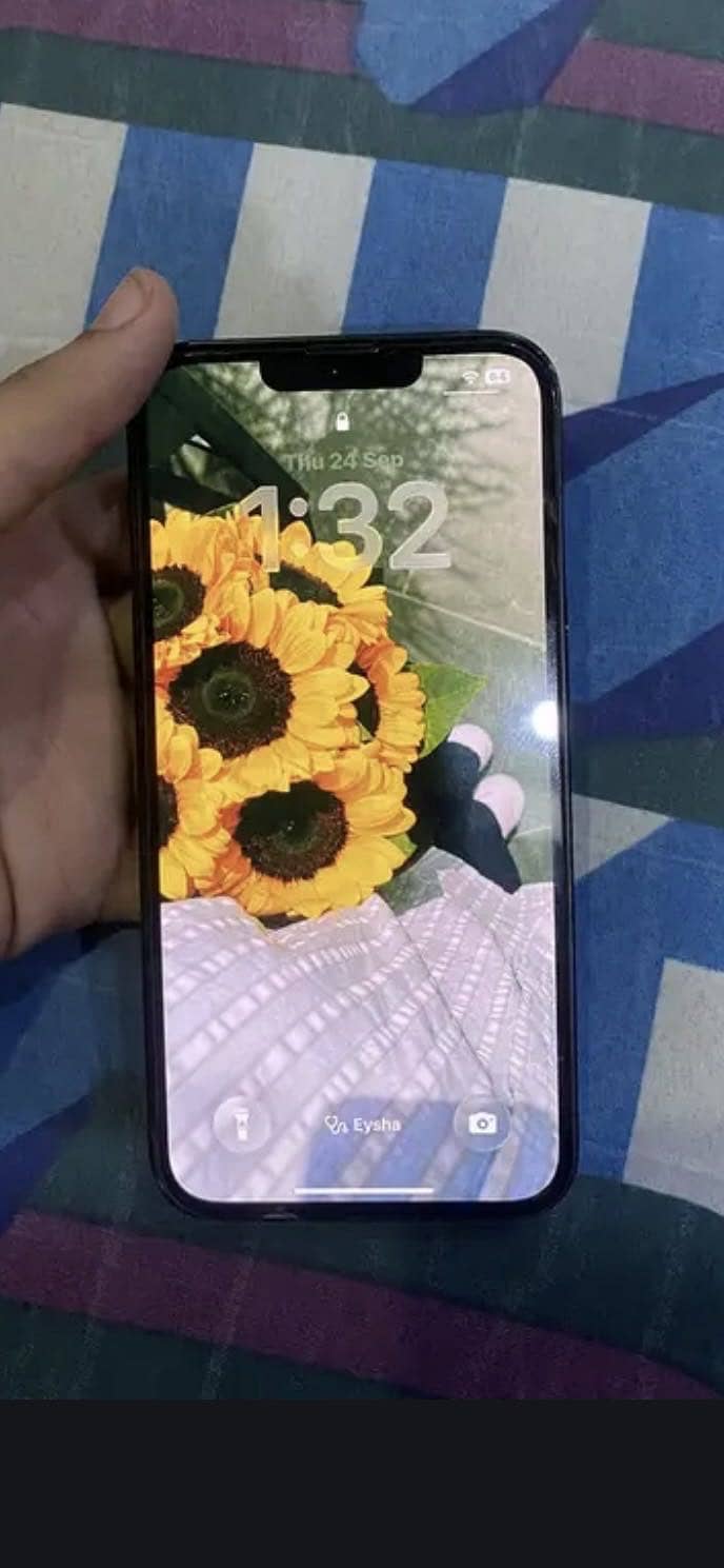 Apple iPhone 14 3