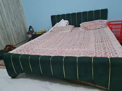 king bed