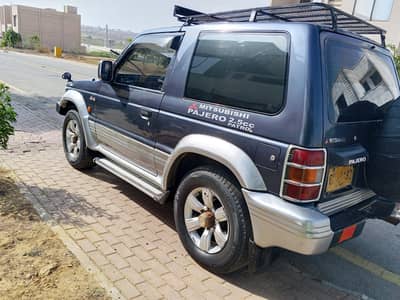 Mitsubishi Pajero 1992
