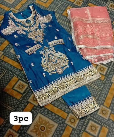 Women Organza 3pc Stitched - Size Medium (Condition 10/10)