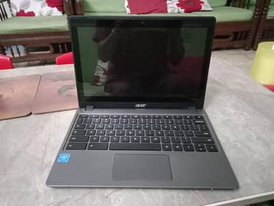 ChromeBook c720 12 inch windows based slim machine