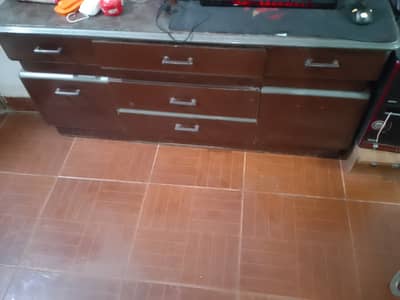 Duble bed sets 2 side table and dressing table with matress