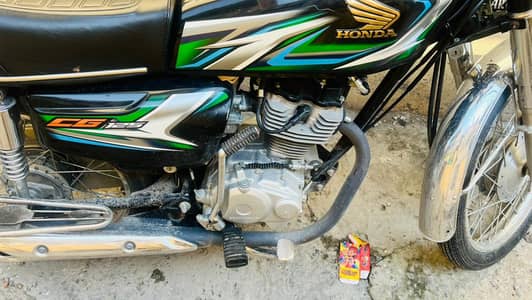 Honda CG 125 2023