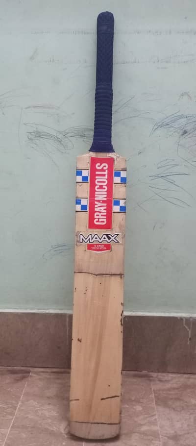 Gray Nicholls bat