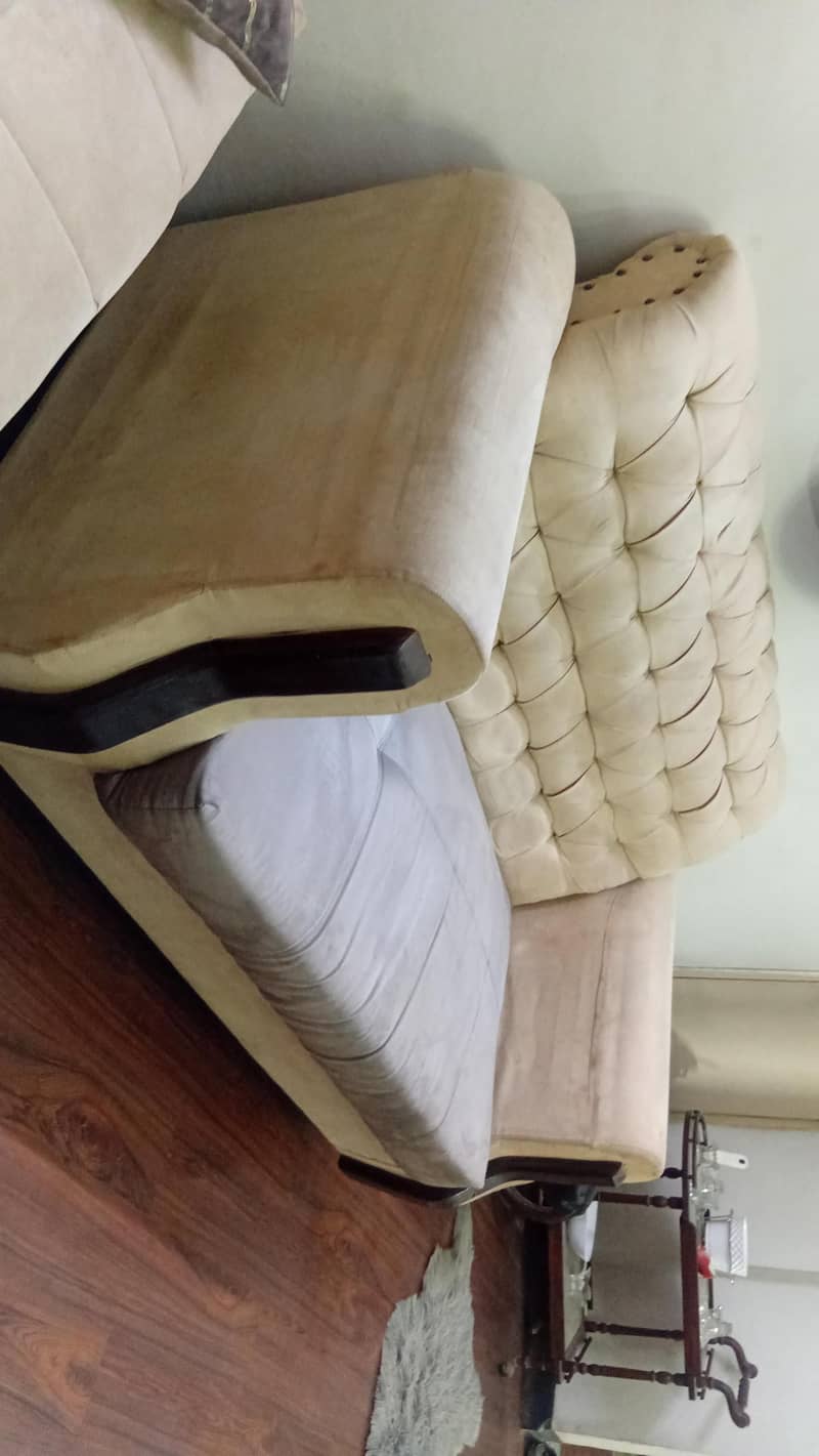 2 seater sofa 3