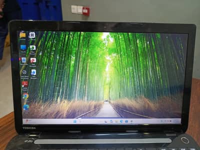 Toshiba satellite L50-A Core i5 4th gen| 8GB 250 | 2GB GRAPHIC CARD