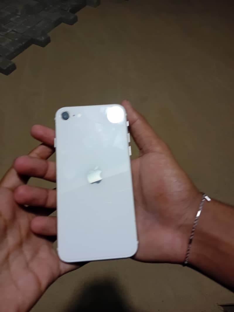 Apple iPhone SE 4