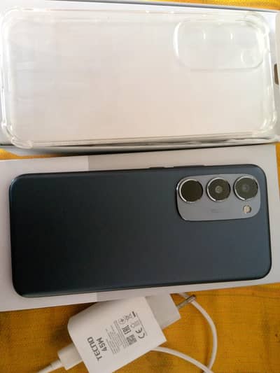 Tecno spark 40 pro plus