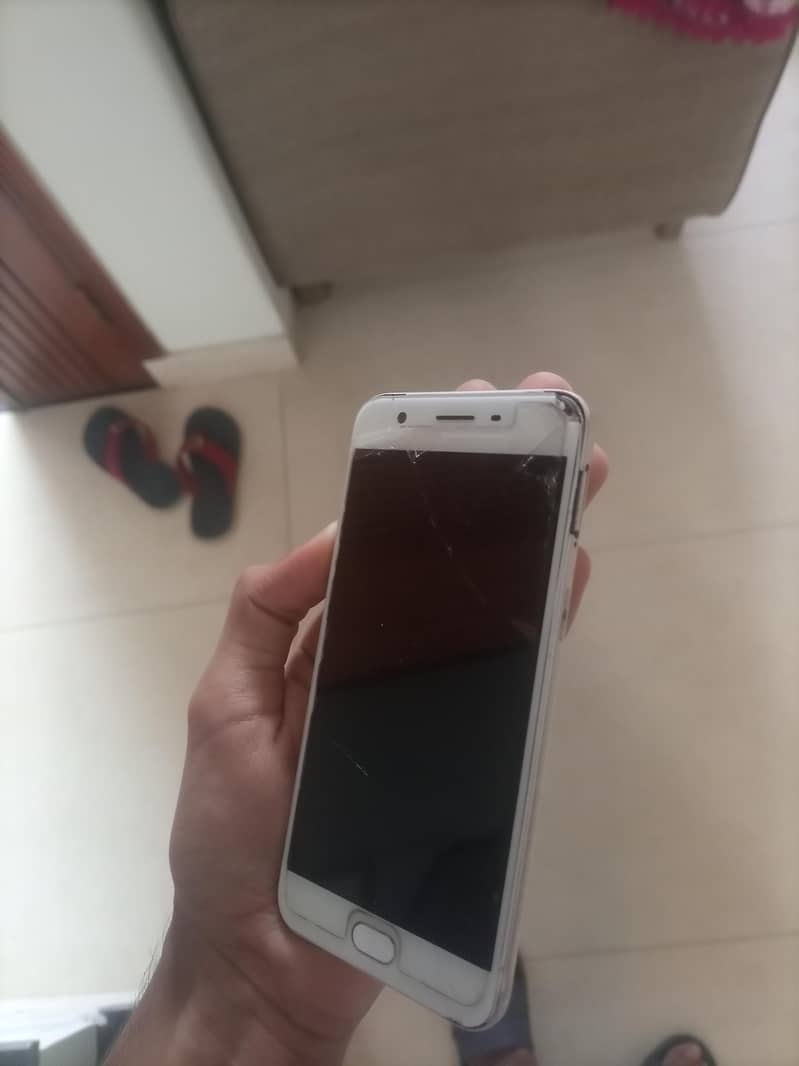 OPPO A36 0