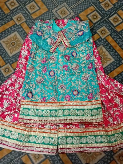 Gharara Kurti Dupatta 3pc - Medium (10/10 Condition)