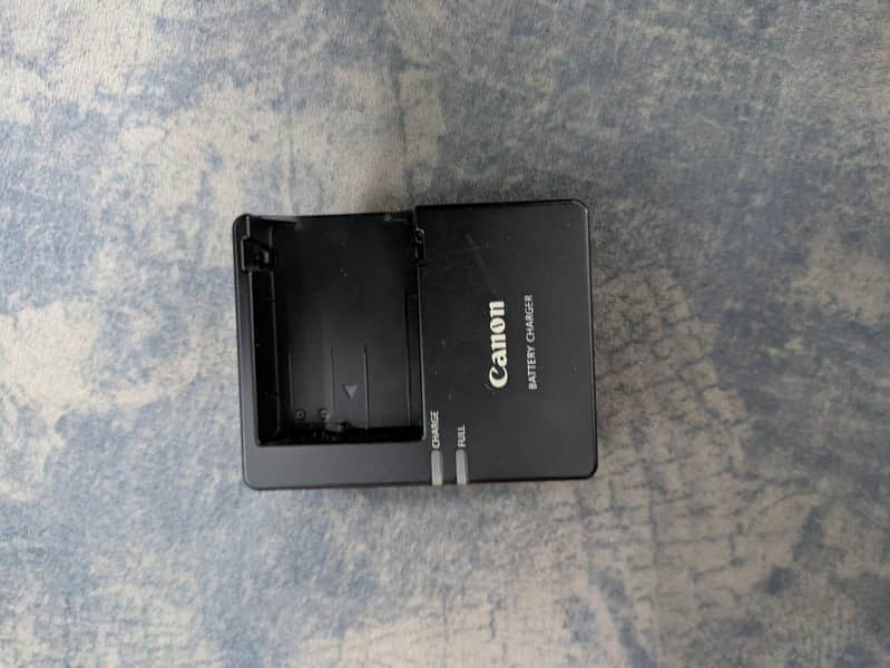Canon EOS 700D 7