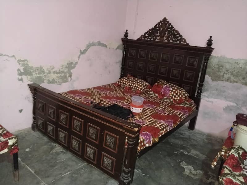 Bed with Foam 0