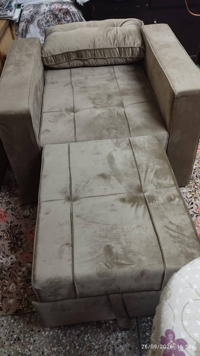 Single sofa bed 1