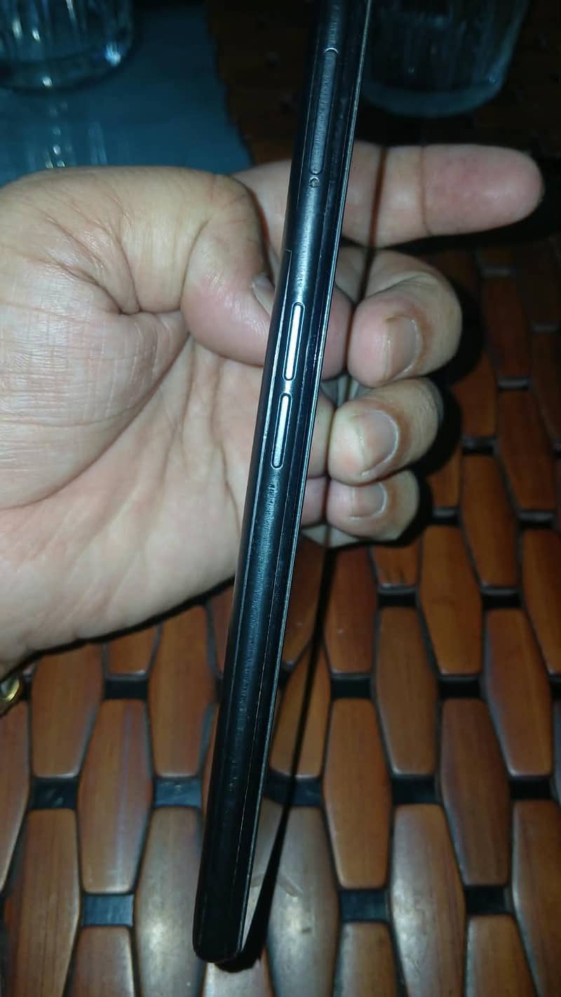 OPPO A76 4