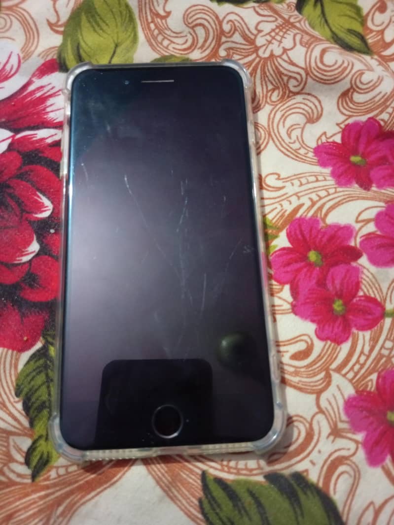 Apple iPhone 7 Plus 1