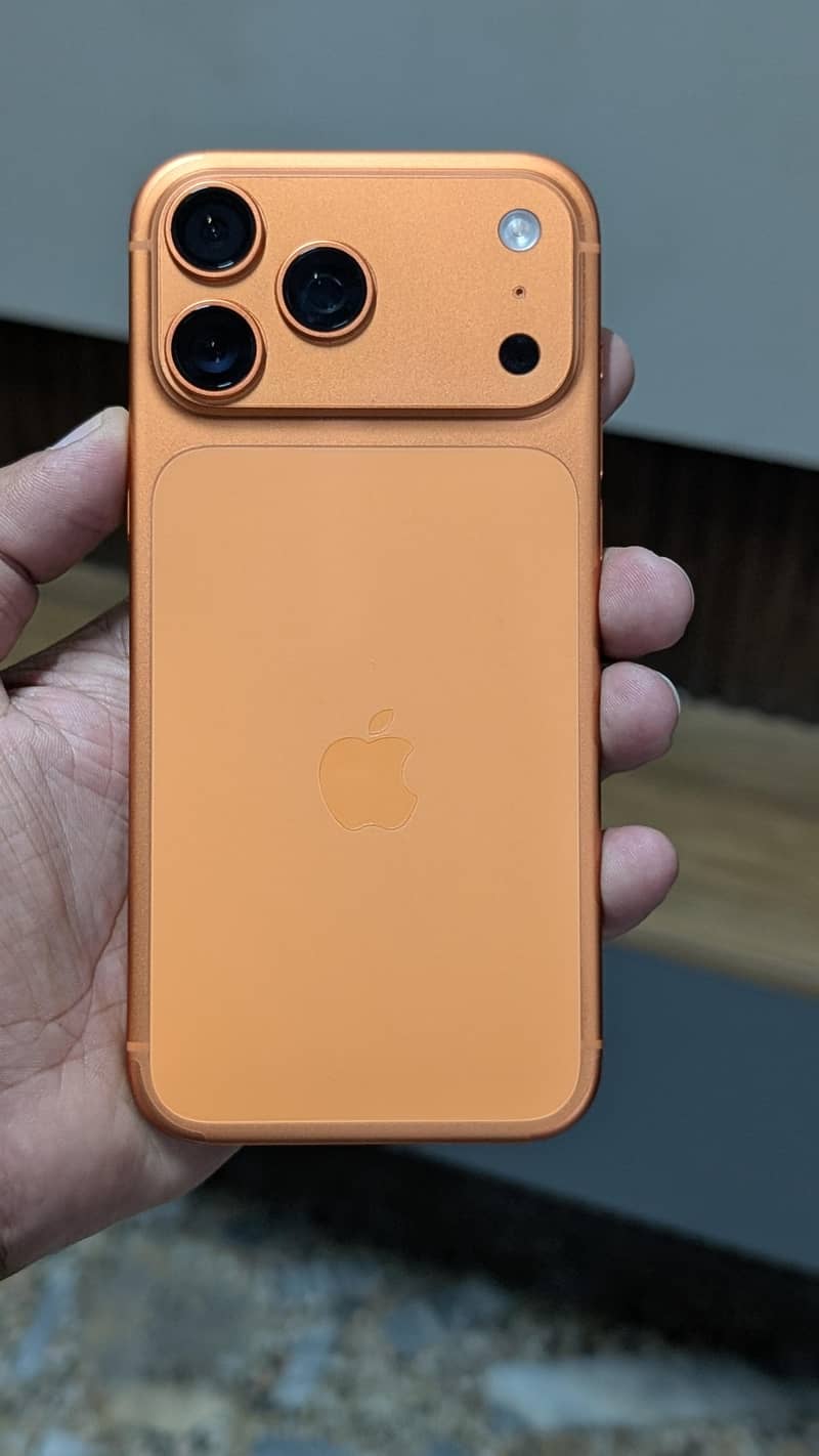 Apple iPhone 17 Pro Max 0