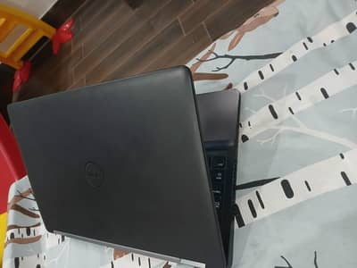 DELL i5 - 6 Gen Intel | Web Cam | Finger sensor | 12 GB RAM | Charger