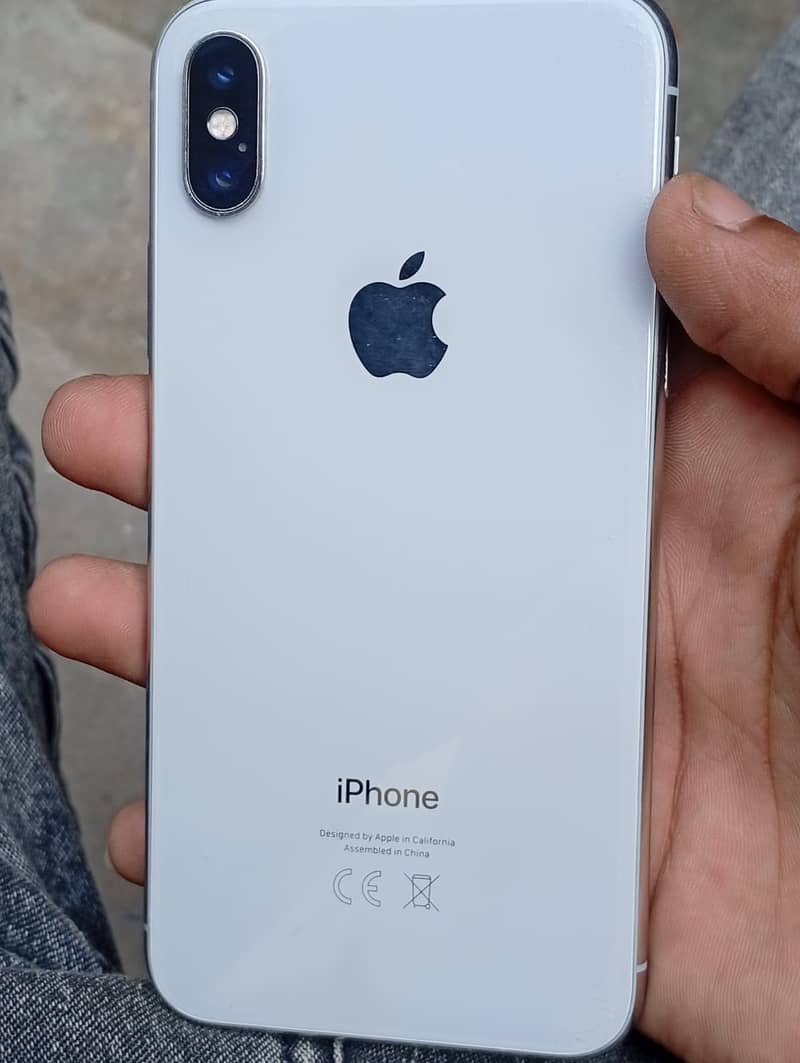 Apple iPhone X 3