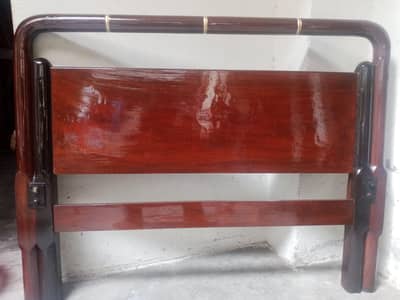 Pure Sheesham Wood Single Bed | Elegant Polish | Classic Design