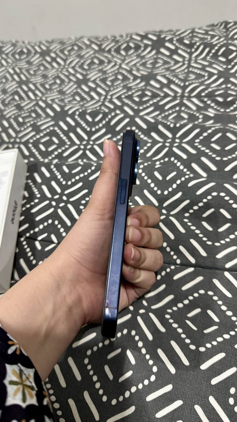 Apple iPhone 13 Pro 3