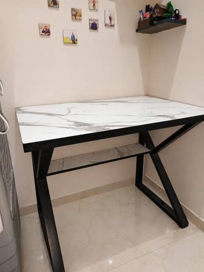 Office Table Size: 24 × 36 Inches | 0302-533-2959