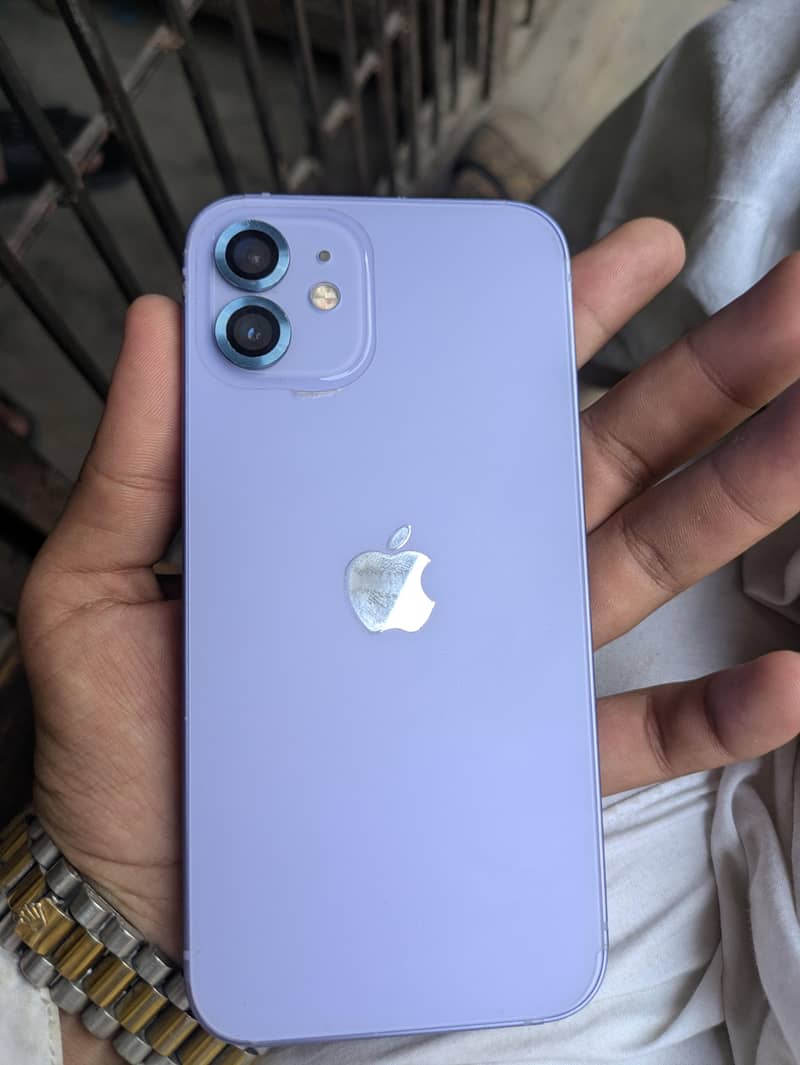 Apple iPhone 12 0