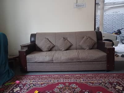 sofa.