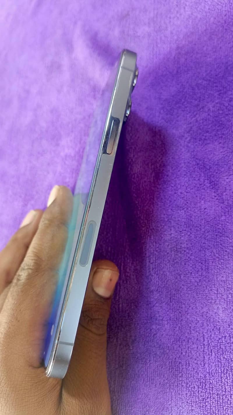 Apple iPhone 13 Pro Max 3