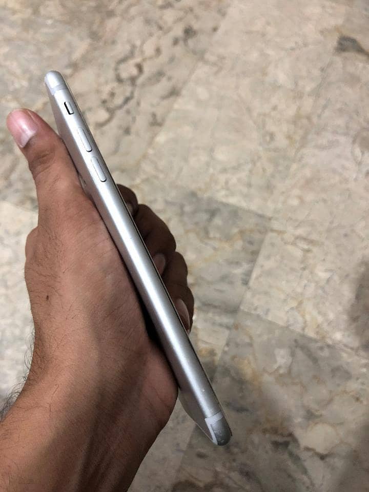 Apple iPhone 7 Plus 2