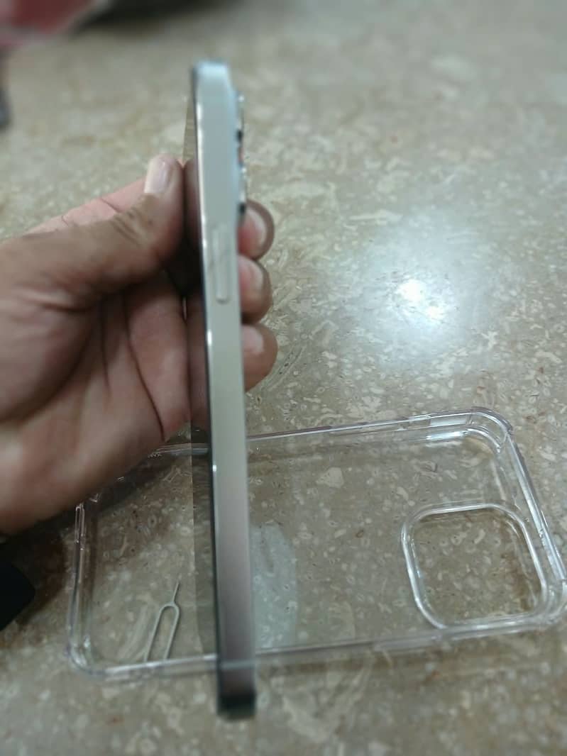 IPhone 14 pro max 1