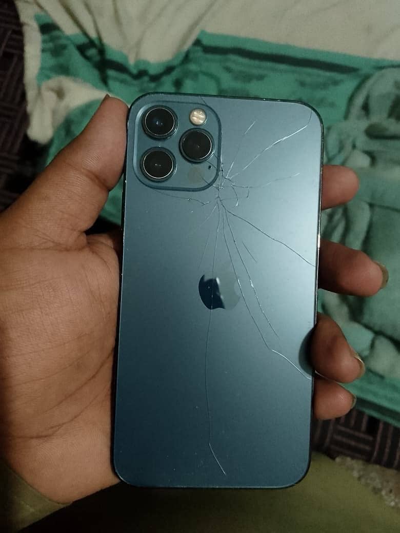 Apple iPhone 12 Pro 2