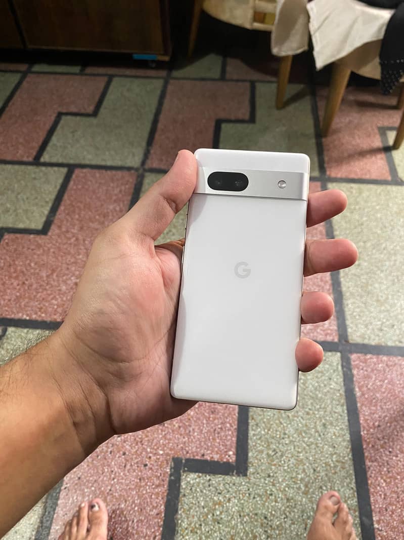 Google Pixel 7a 1