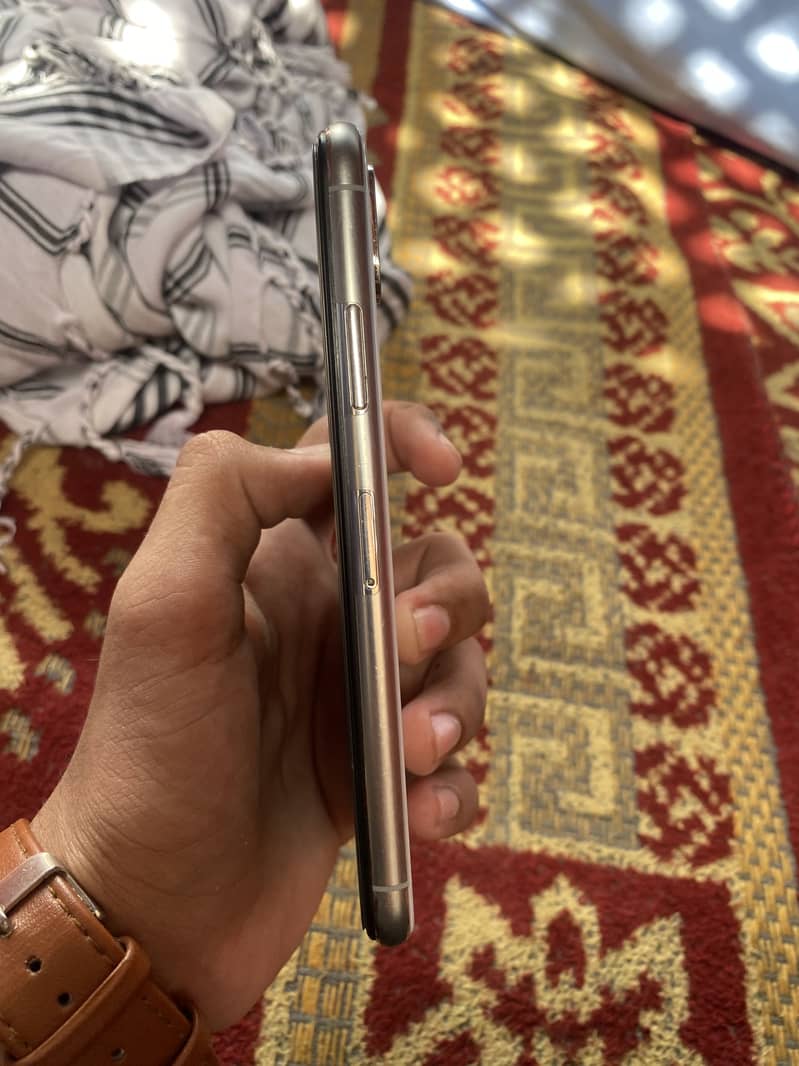 Apple iPhone X 9