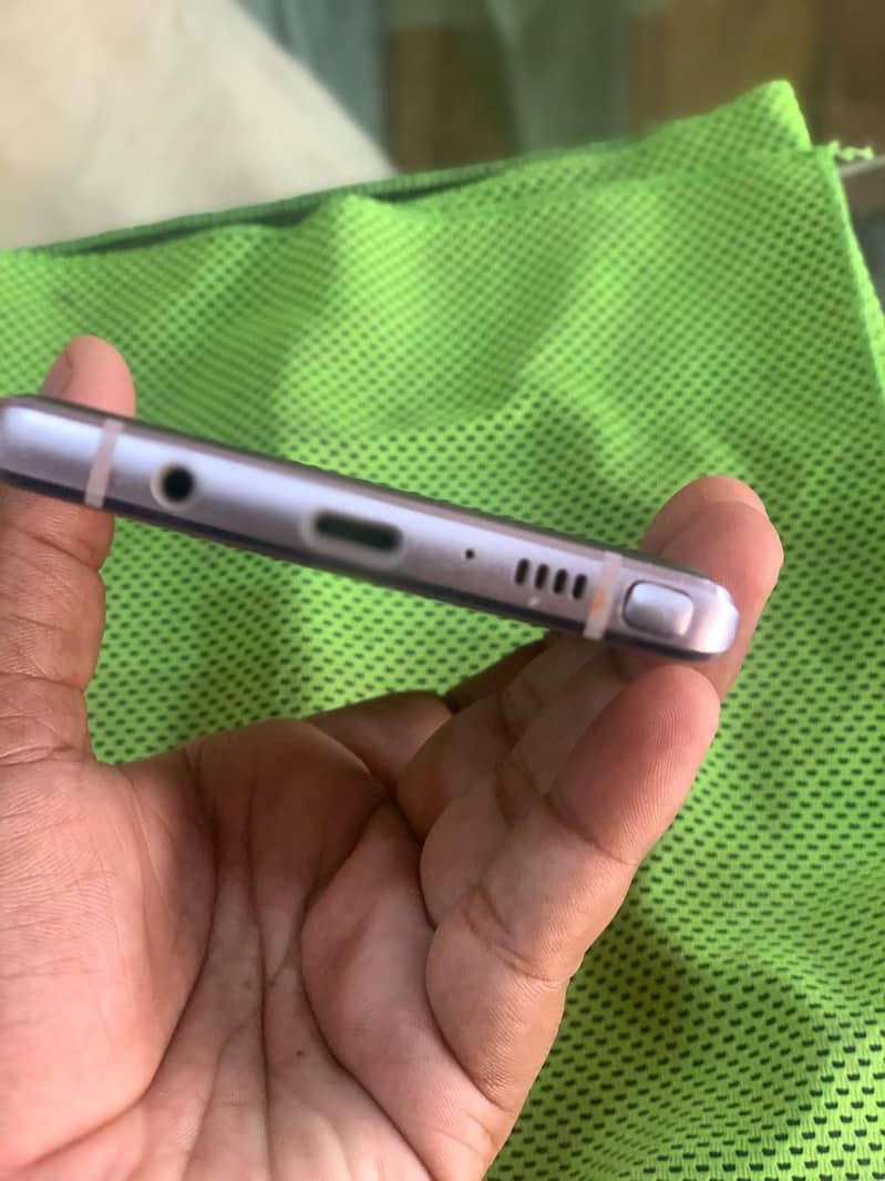 Samsung Mobile Note 9 3