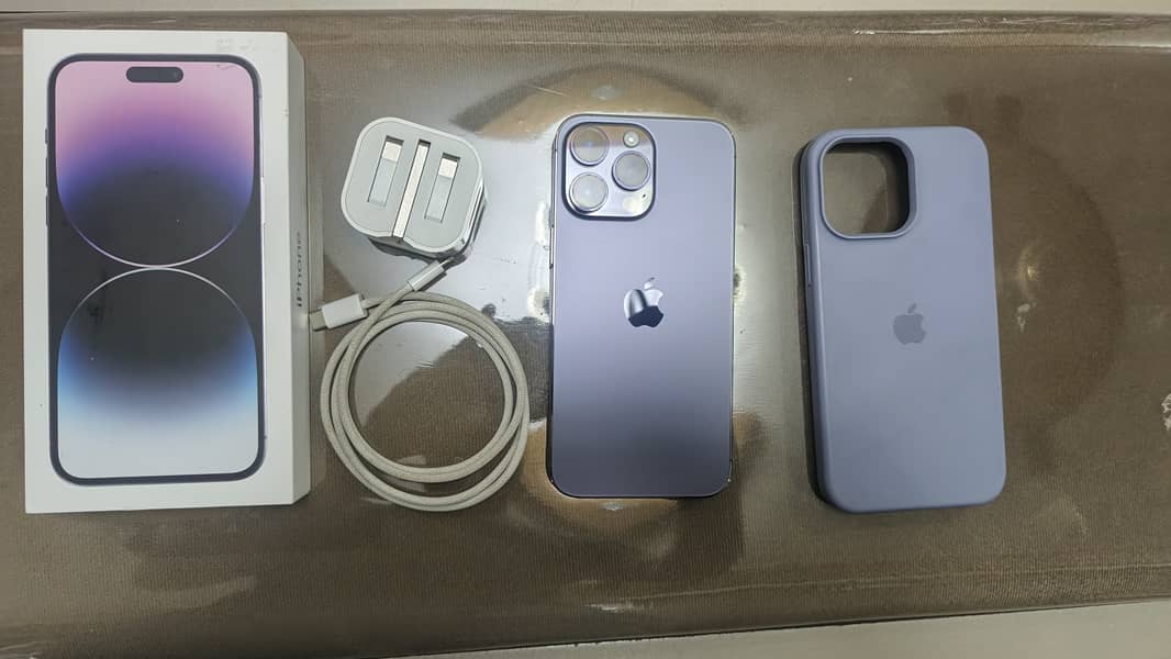 Apple iPhone 14 Pro Max 0