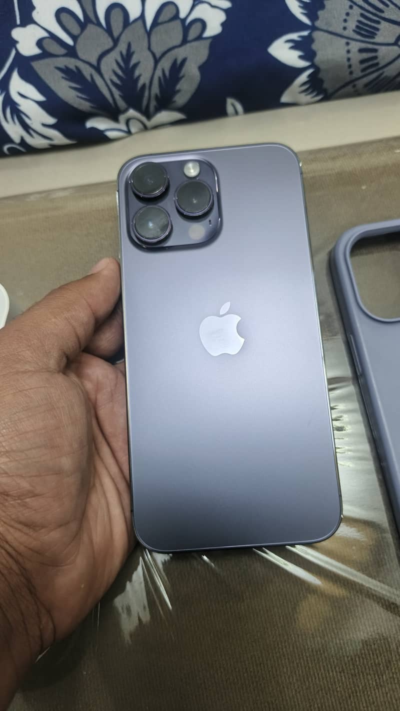 Apple iPhone 14 Pro Max 5