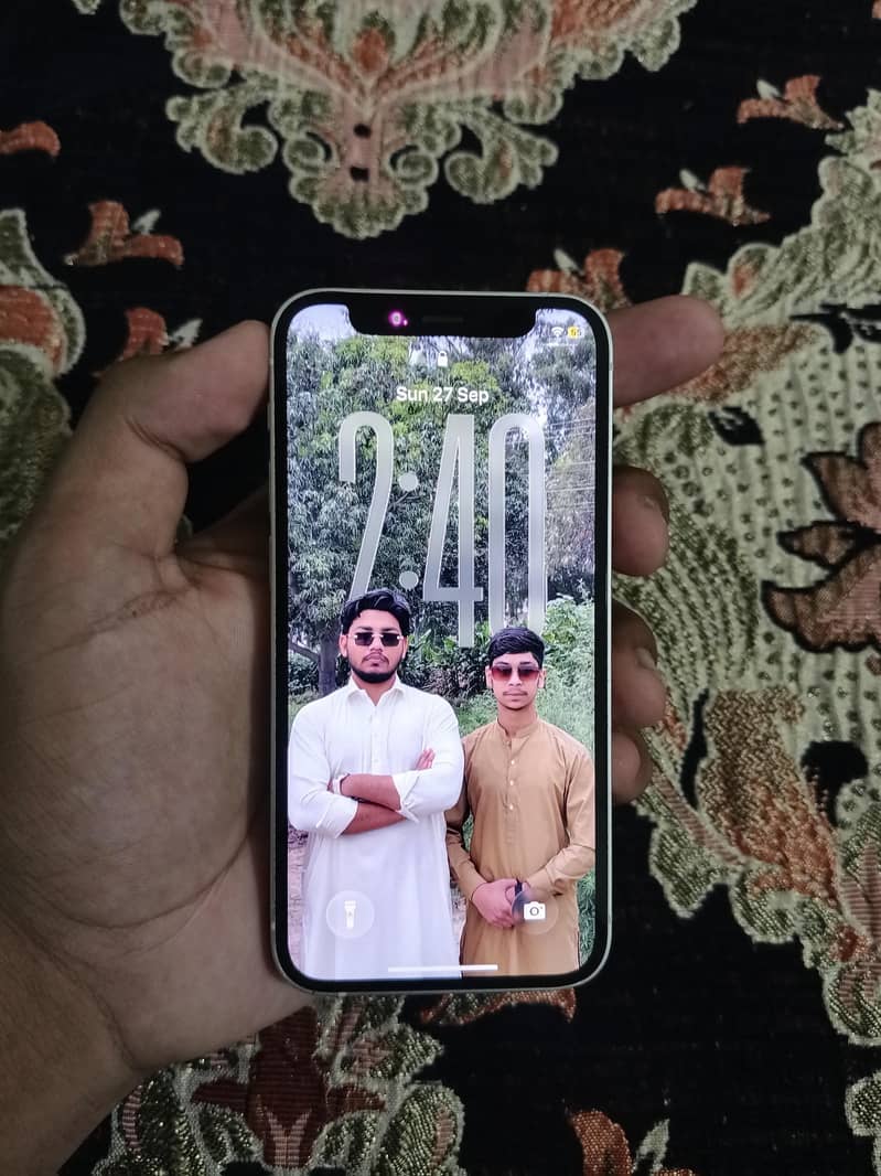 Apple iPhone 12 mini 2