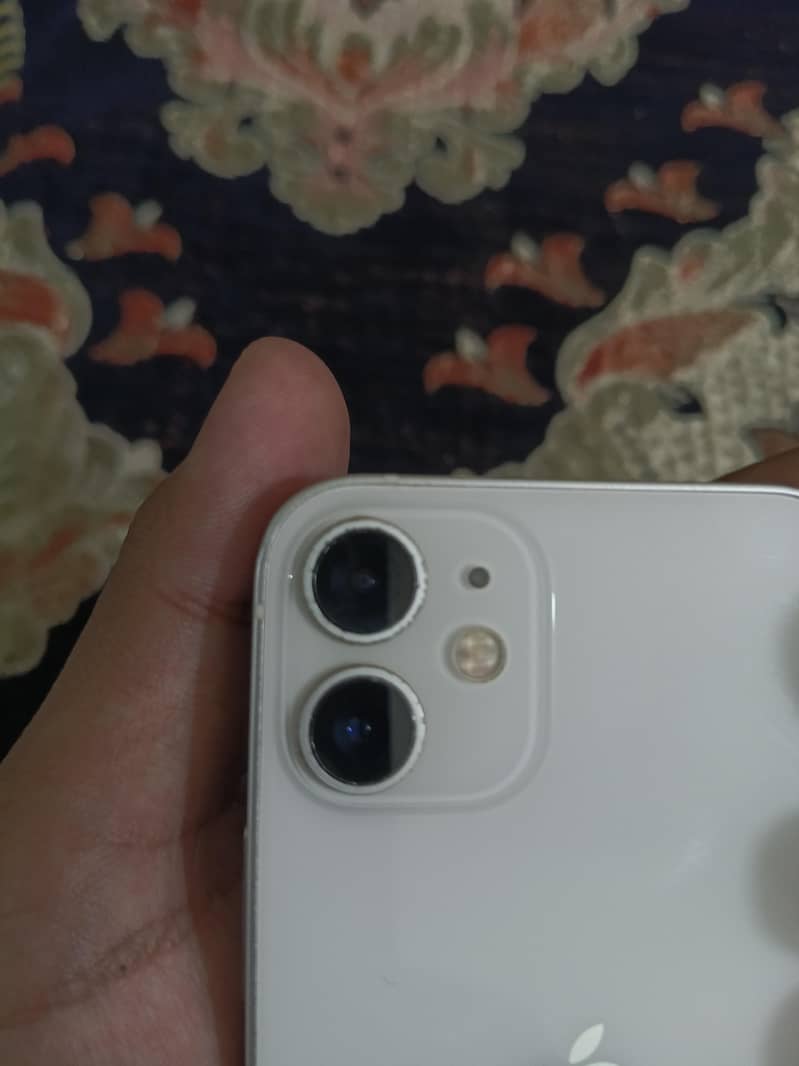 Apple iPhone 12 mini 4