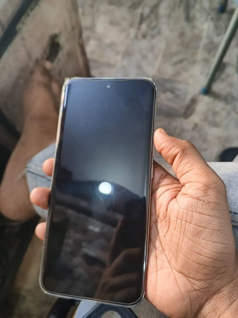 Tecno Spark 40 pro plus 0