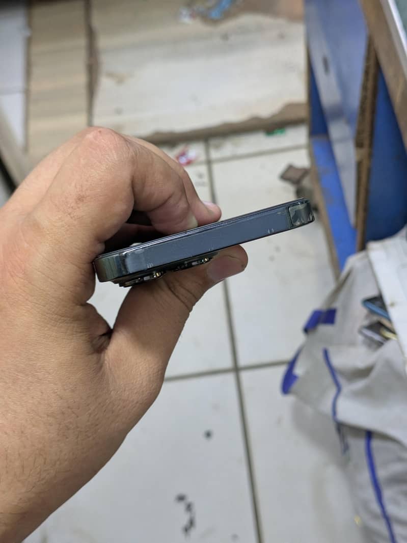 Iphone 13 pro jv 4