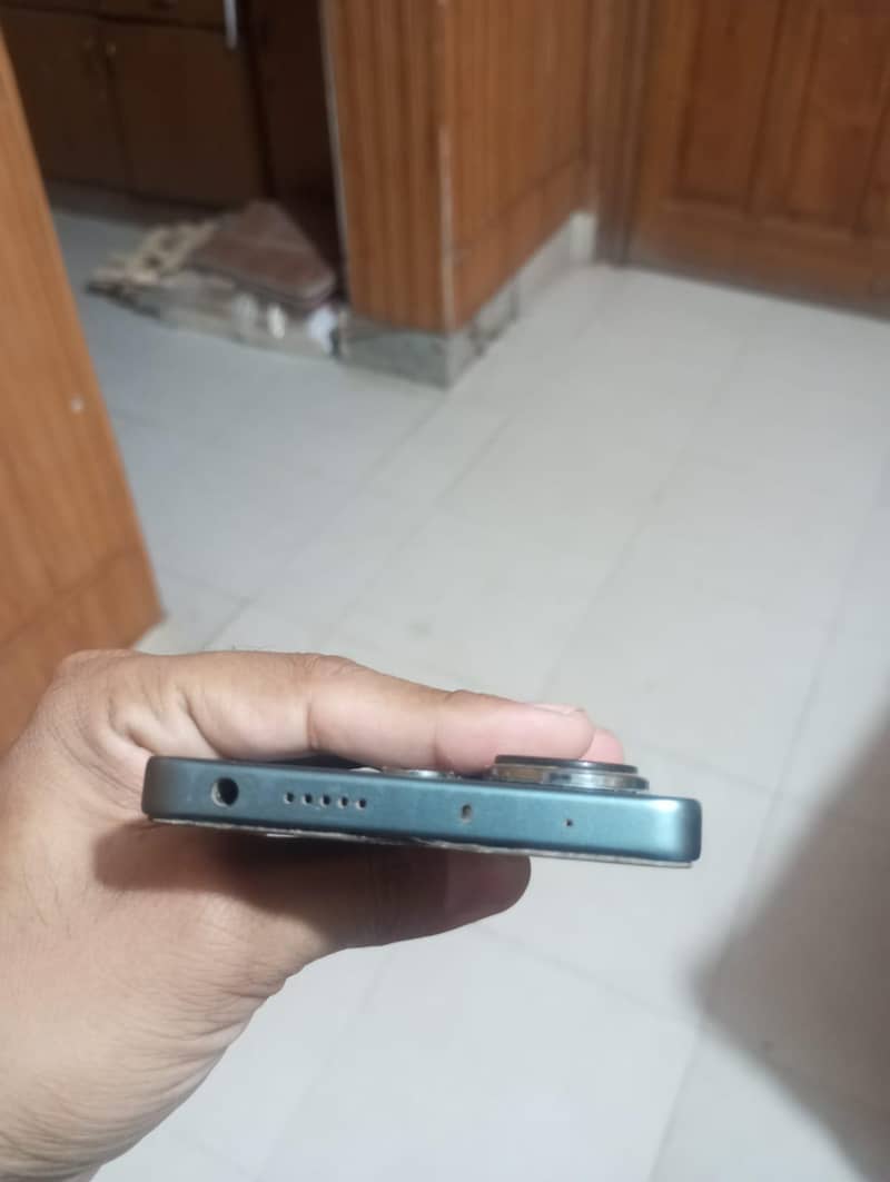 Xiaomi Redmi Note 13 Pro 4