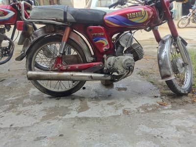 Yamaha 2005 model bike