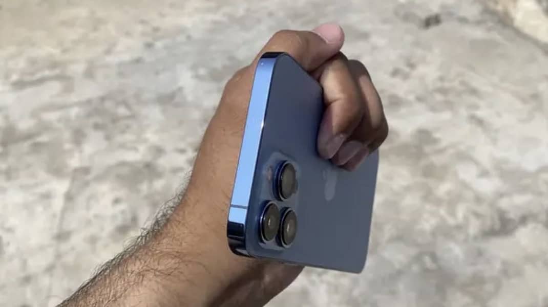 Apple iPhone 13 Pro Max 6