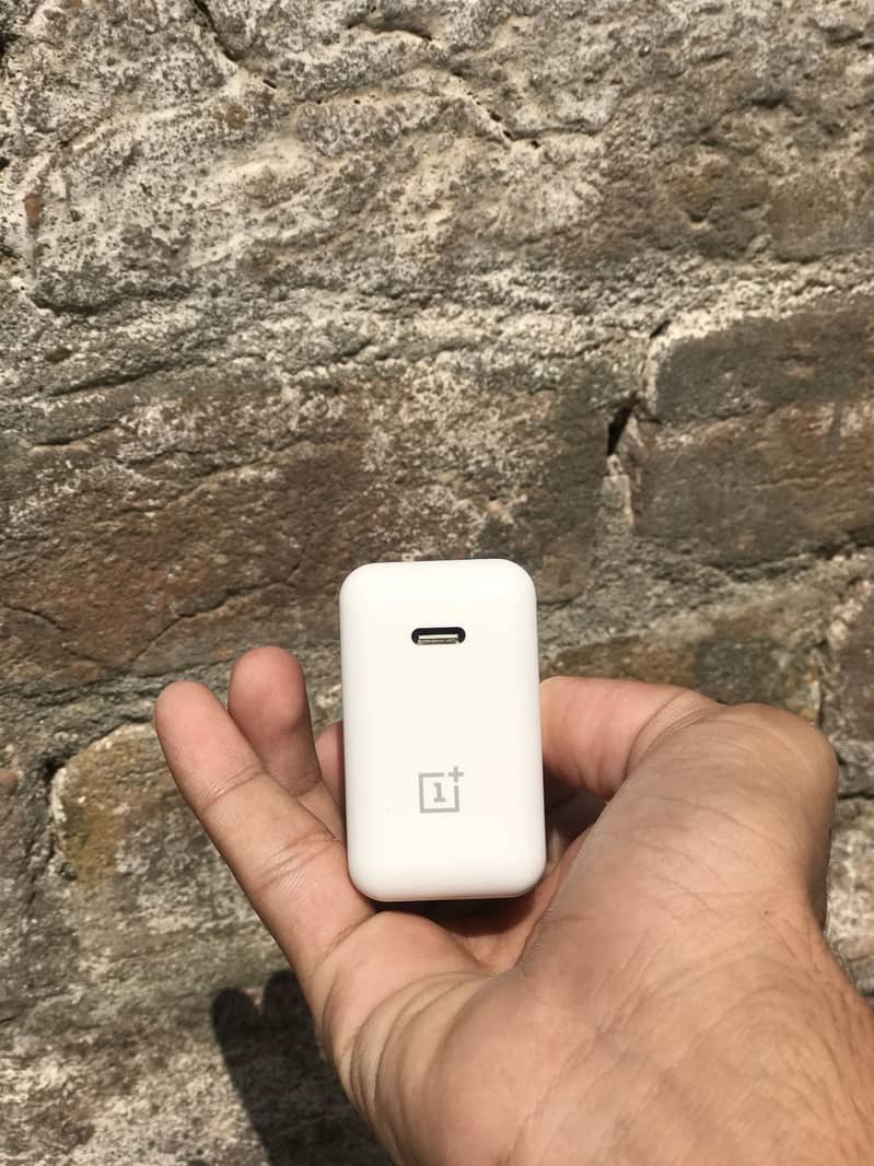 1 plus orignal adapter type-c 1