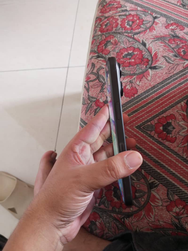 Apple iPhone 15 Pro Max 5