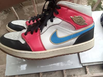 Air Jordan 1 Mid SE 'Let(Her)Man'